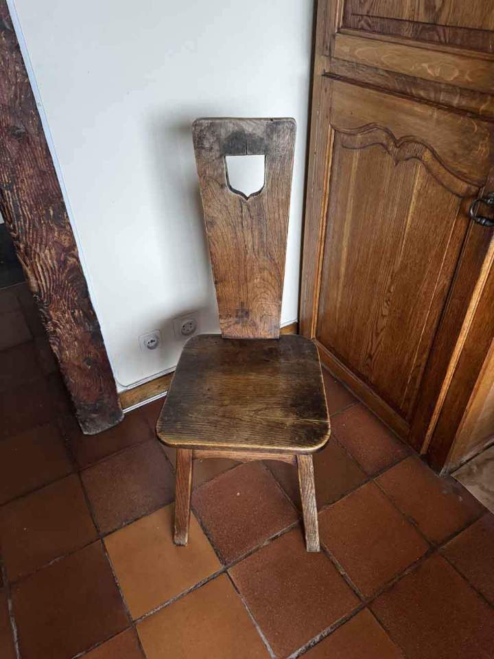 Chaise ancienne Bourgoin-Jallieu